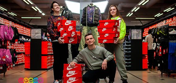 В России откроют новые магазины с товарами Nike и Puma 